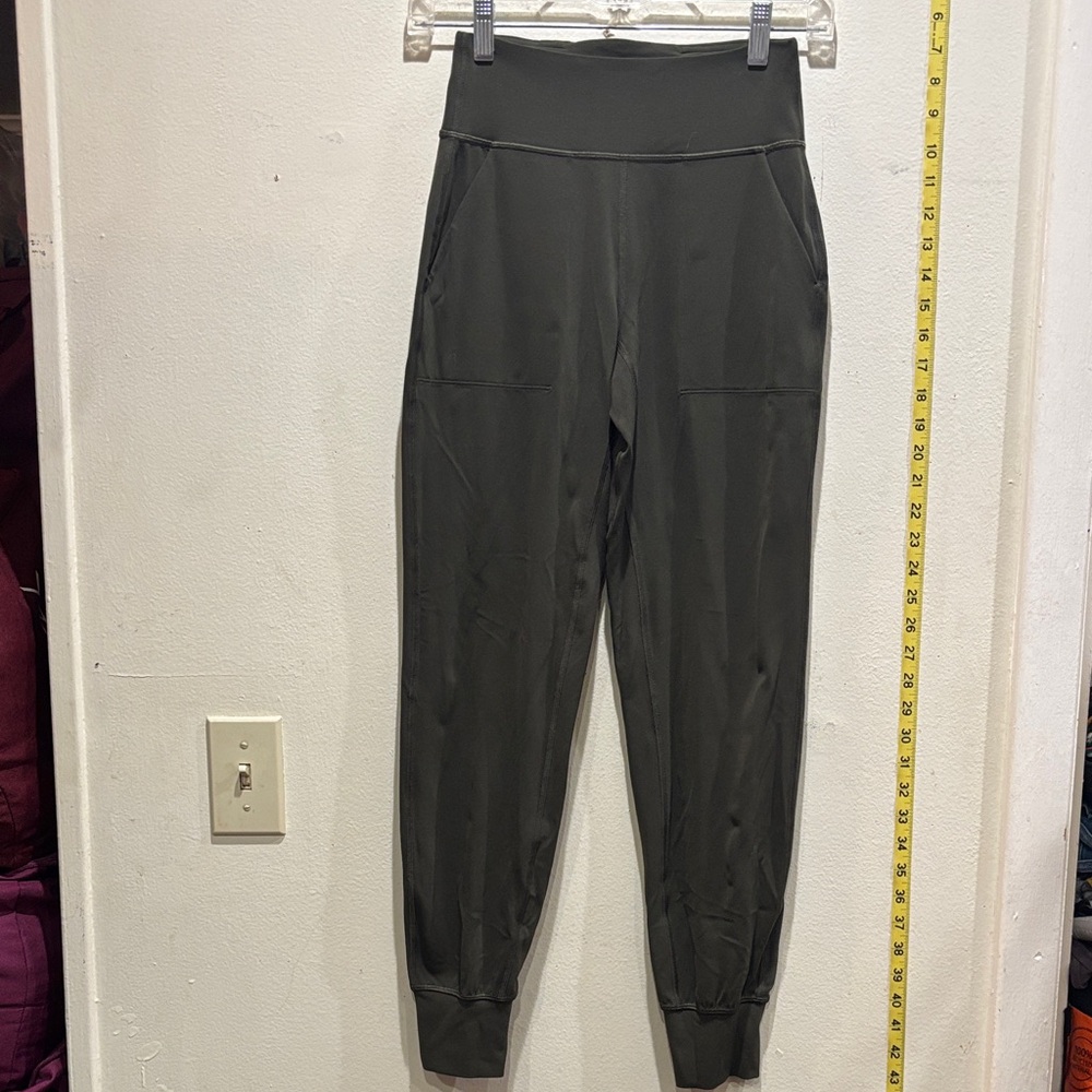 Lulu lemon Dark Green High-Waisted Joggers